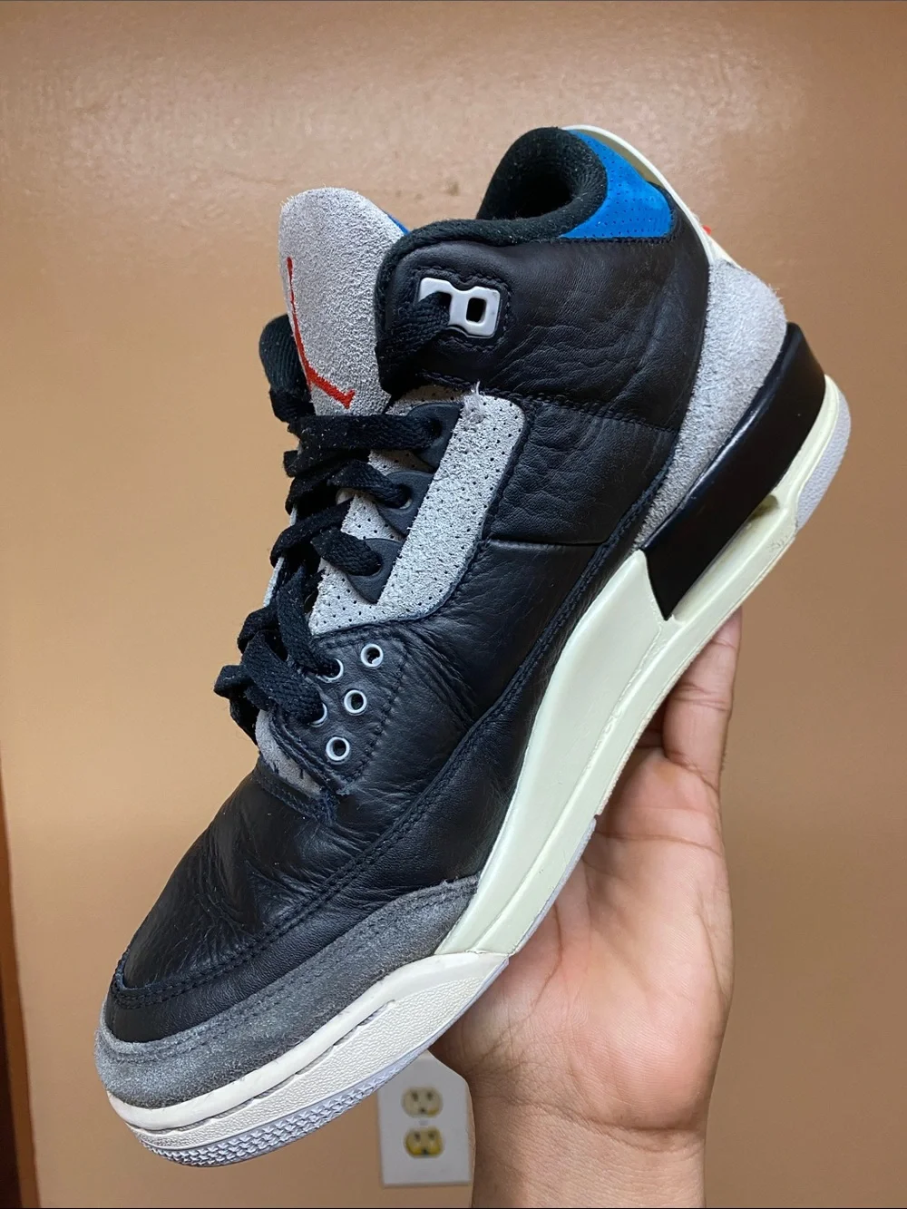 Air Jordan 3 Retro OG “Rare Air” Size 10 IB8967-004